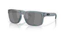 Oakley Holbrook Sunglasses Polarised (Lens Colour: Prizm Black Polarised) crystal grey matte - 1 pair of glasses